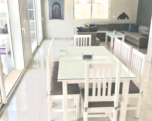 Chambre spacieuse dans une villa à Djerba